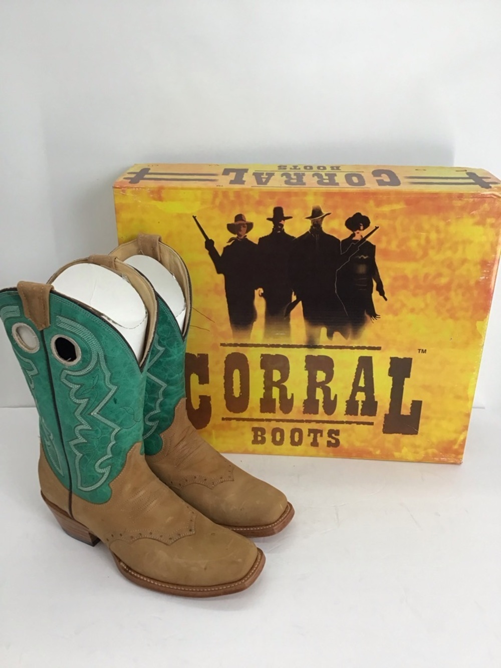 Corral New Embroidered Square Distressed Toe Rancher Western Boots Size 7